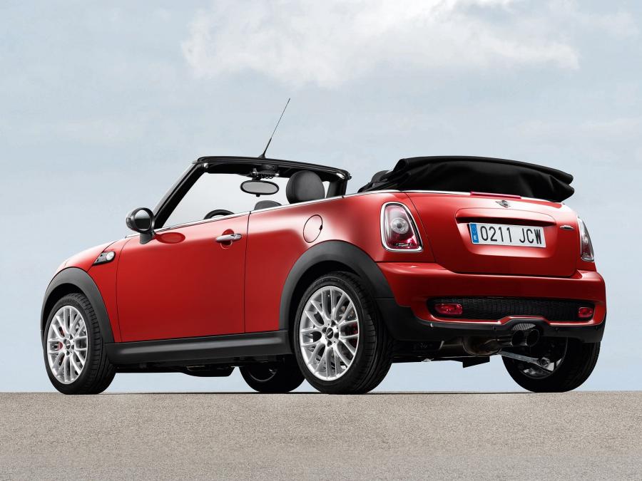  Mini Cooper JCW Cabrio 2009 года  (фото 30 из 40)
